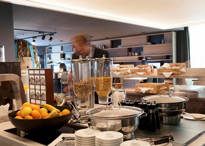 Living Frankfurt Szálloda 4*