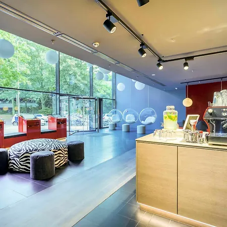 Living Frankfurt Hotel 4*