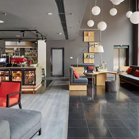 Living Frankfurt 4*