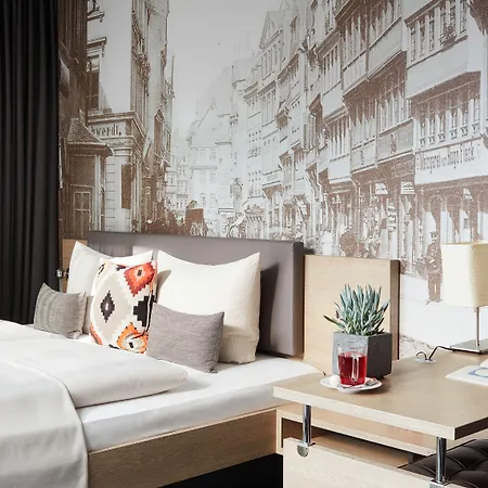 Living Frankfurt Отель Франкфурт-на-Майне