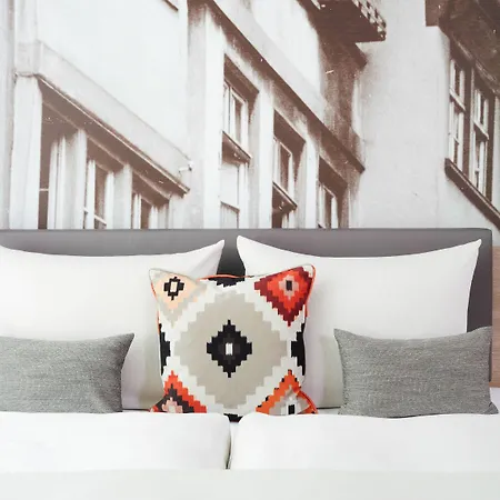 Living Frankfurt 4* Франкфурт-на-Майне