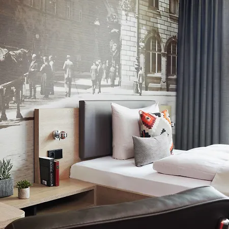 Living Frankfurt Отель 4*