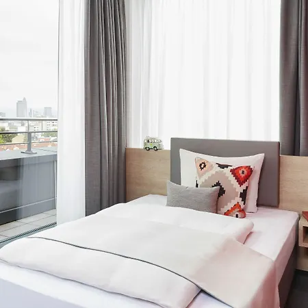 Living Frankfurt 4*