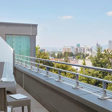 Living Frankfurt Hotel