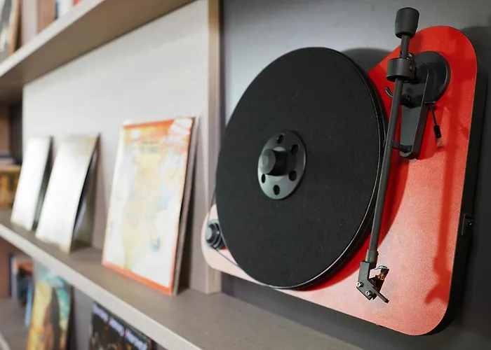 Hotel Living Frankfurt 4*