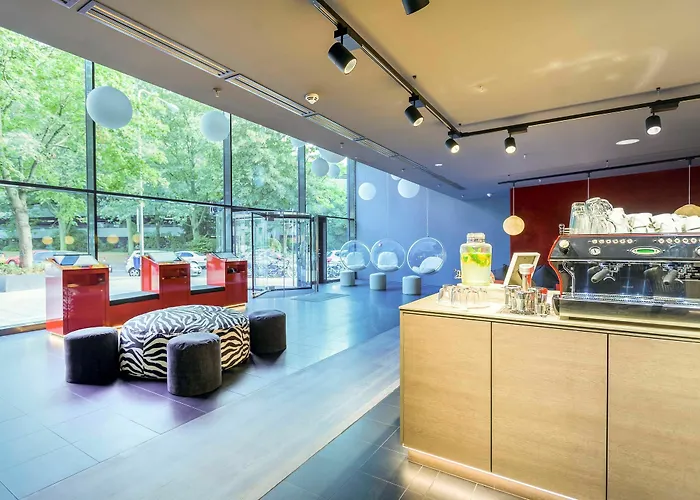 Living Frankfurt فندق 4*