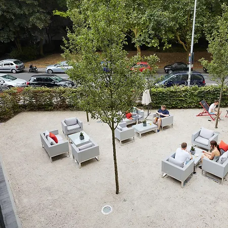 Living Frankfurt 4*